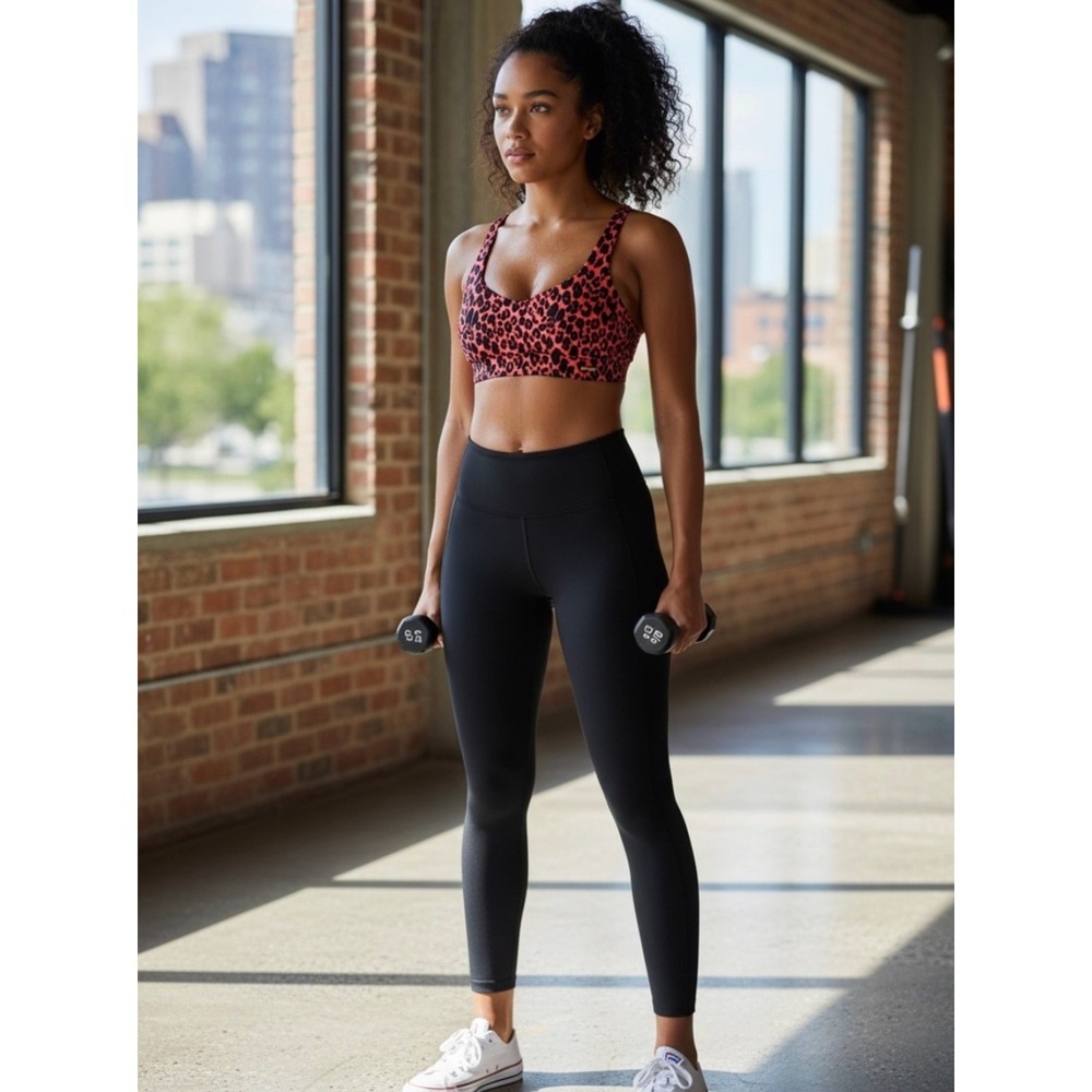 Cleo Harper Jordana Savannah Leopard Print Sports Bra L